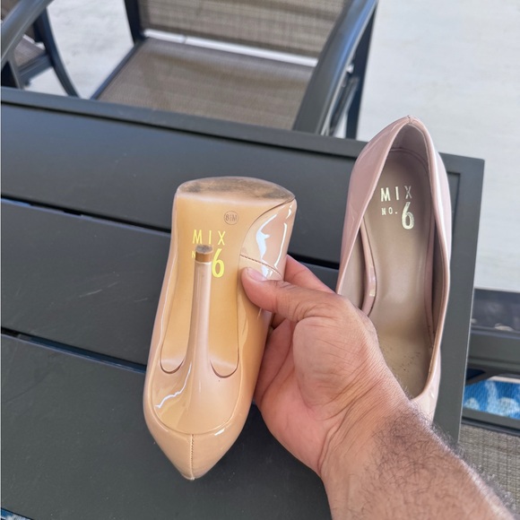 Mix No. 6 Nude Patent Pointed Toe Heels Women’s 8.5 - Picture 3 of 6